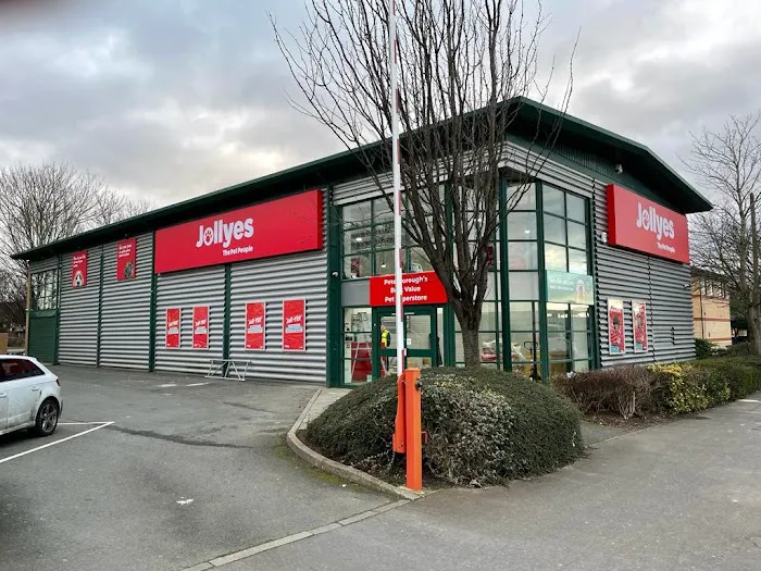 Jollyes - The Pet People Peterborough Picture 2