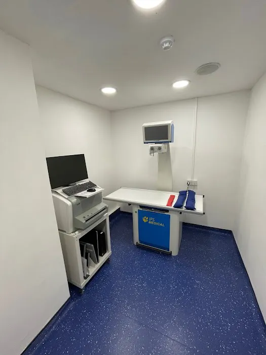 Beehive Vets (Rothwell) Picture 8