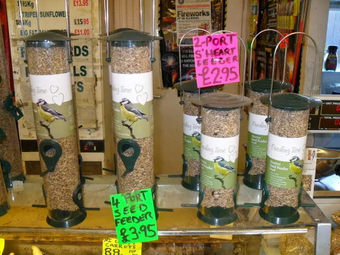 Wild Bird Food Shop Northern Ireland & Garden Fireworks Picture 10