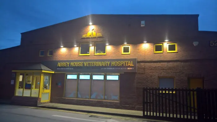 Leeds Emergency Vets Picture 1