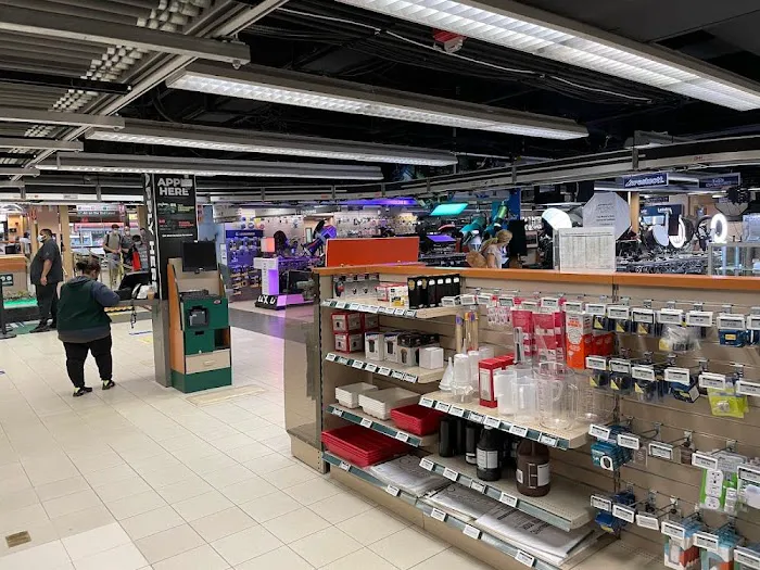 The Beverley Pet Shop Picture 2