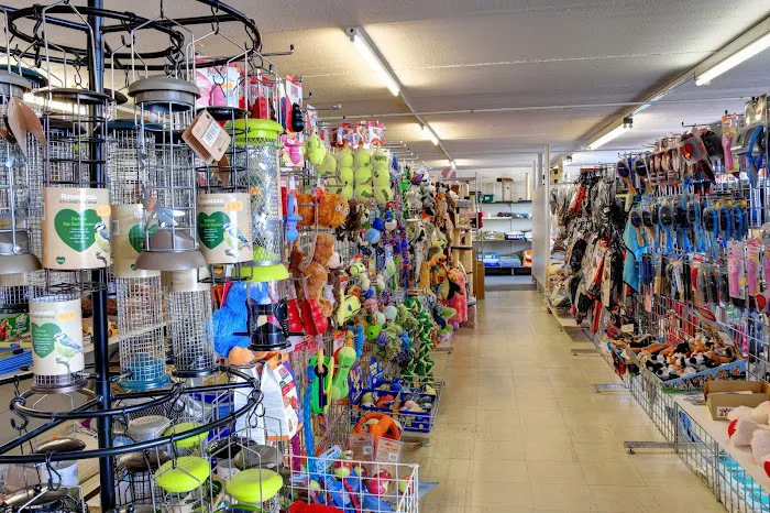Denholme Pet Emporium Picture 8
