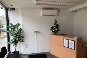 Auto Service Center