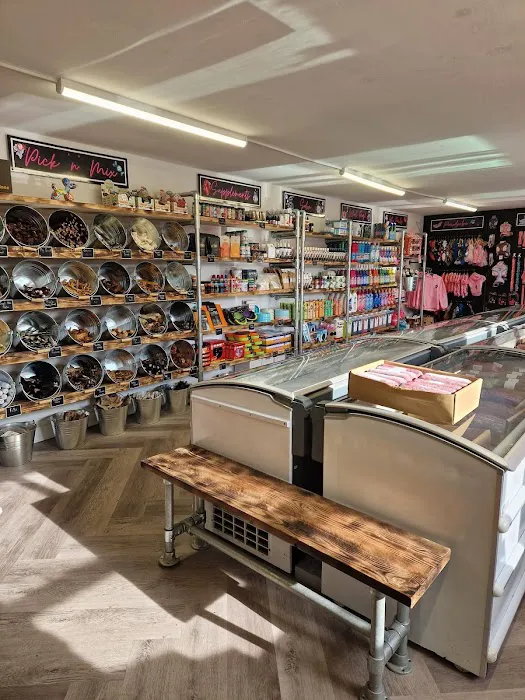 NO RUFF DAYS Picture 9