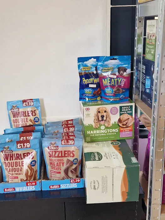 Phoenix Pet Shop and Supplies Picture 2