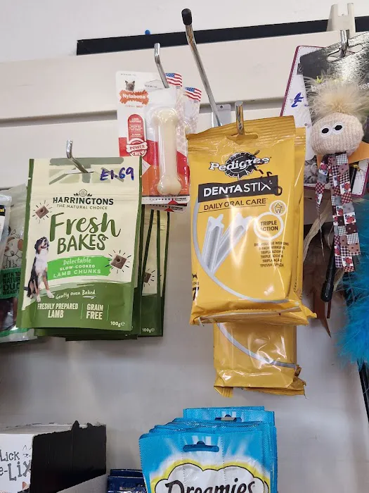 Phoenix Pet Shop and Supplies Picture 9