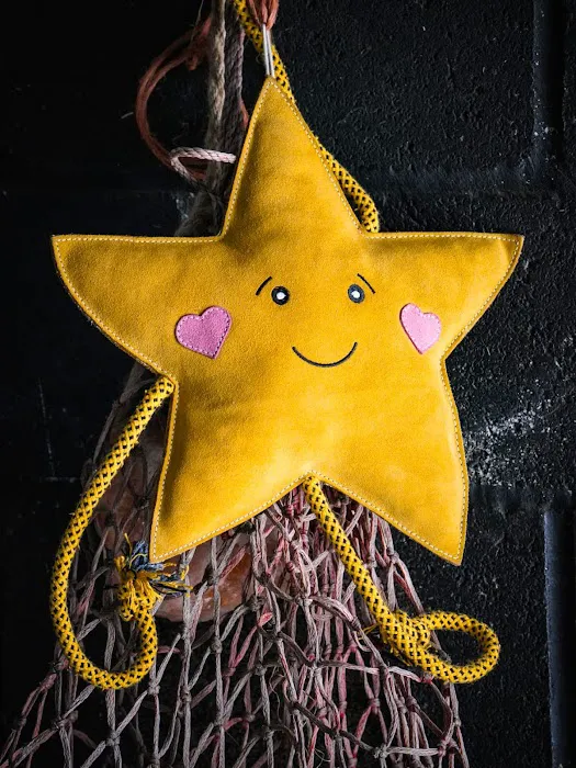 Aurora Paws Picture 1