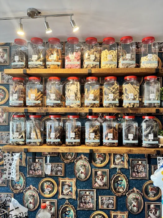 The Pet Pantry Picture 2