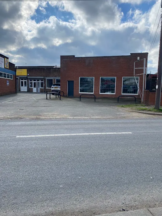 Lavender Dog Shop Chesterfield Picture 2