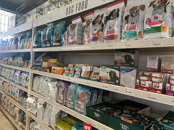 Pet & Country Picture 5