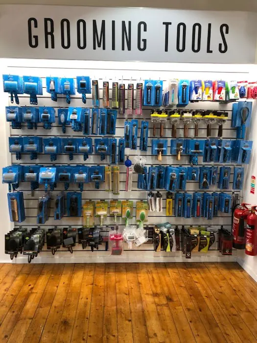 Pet & Country Picture 10