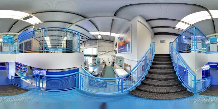 Grosvenor Tropicals Picture 8