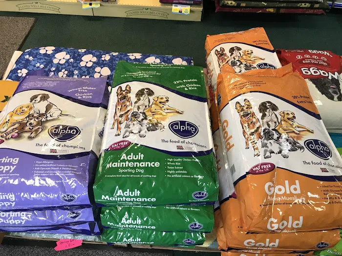 Lindas Pet Supplies Picture 4