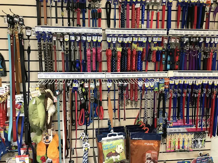 Lindas Pet Supplies Picture 10