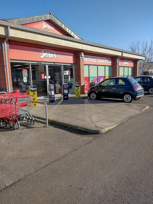 Jollyes - The Pet People Kettering Picture 4