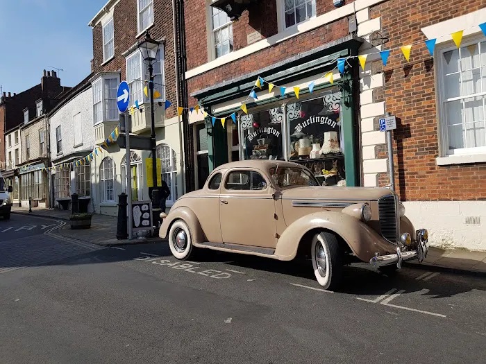 Old Town Pet Store Bridlington Picture 2