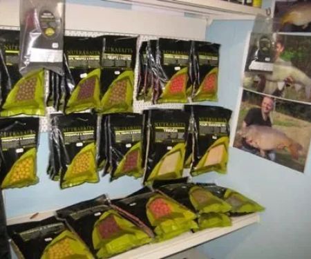 Fish & Pond Centre Ltd